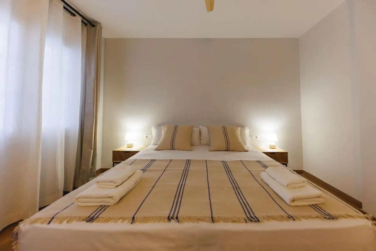 Bravissimo Figuerola, Spacious 3-Bedroom Apartment Girona Espanha