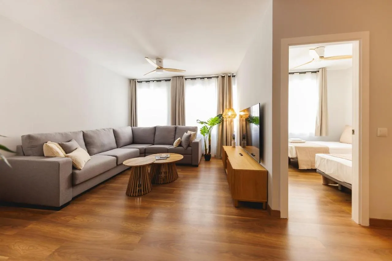 Bravissimo Figuerola, Spacious 3-Bedroom Apartment Girona